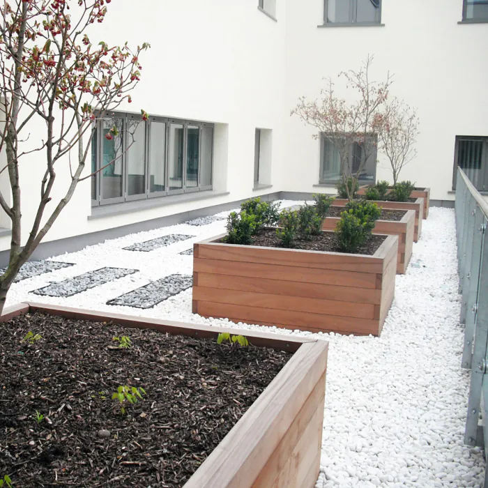 Gunwharf Timber Planter 1500 SQ - 4