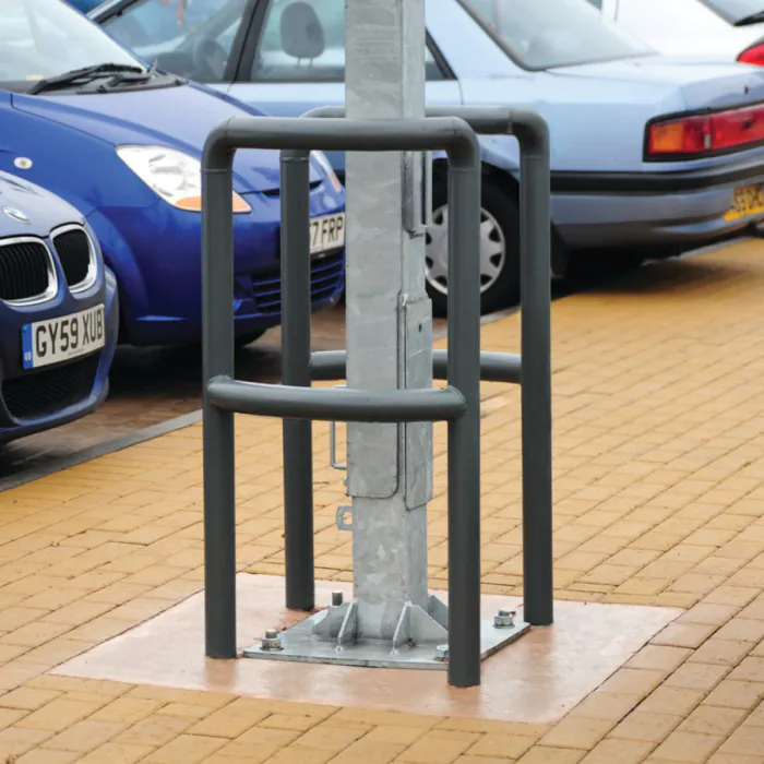 Lamp Post Protector - Split - 0