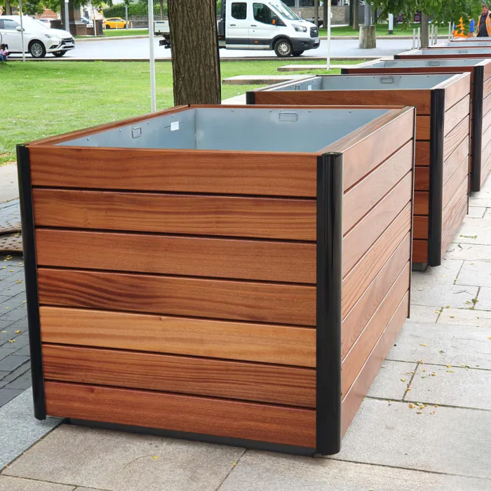 Toledo CT Block PAS 68 HVM Hardwood Planter 40mph Ultra Shallow Mount - 3