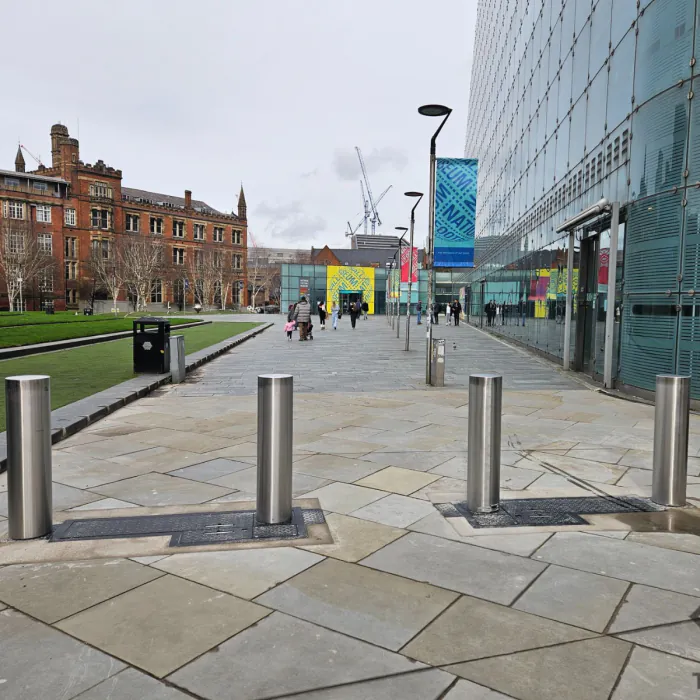 CT30MH PAS 68 219mm 30mph Manual Retractable HVM Bollard - 2